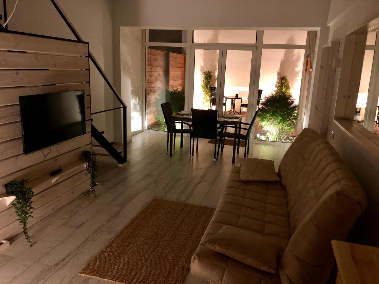 2-Level Apartments With Terrace In The Center Of ヴィーツェプスク エクステリア 写真