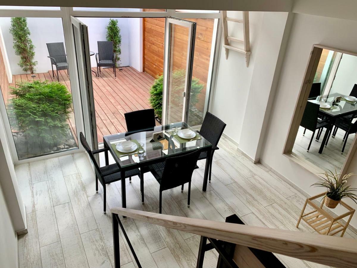 2-Level Apartments With Terrace In The Center Of ヴィーツェプスク エクステリア 写真